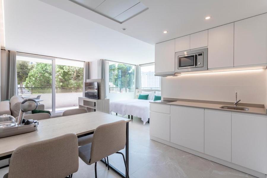 Halley Hotel & Apartments Affiliated By Melia Benidorm Luaran gambar