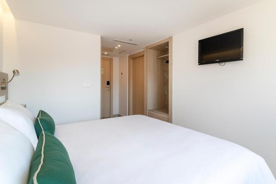 Halley Hotel & Apartments Affiliated By Melia Benidorm Luaran gambar